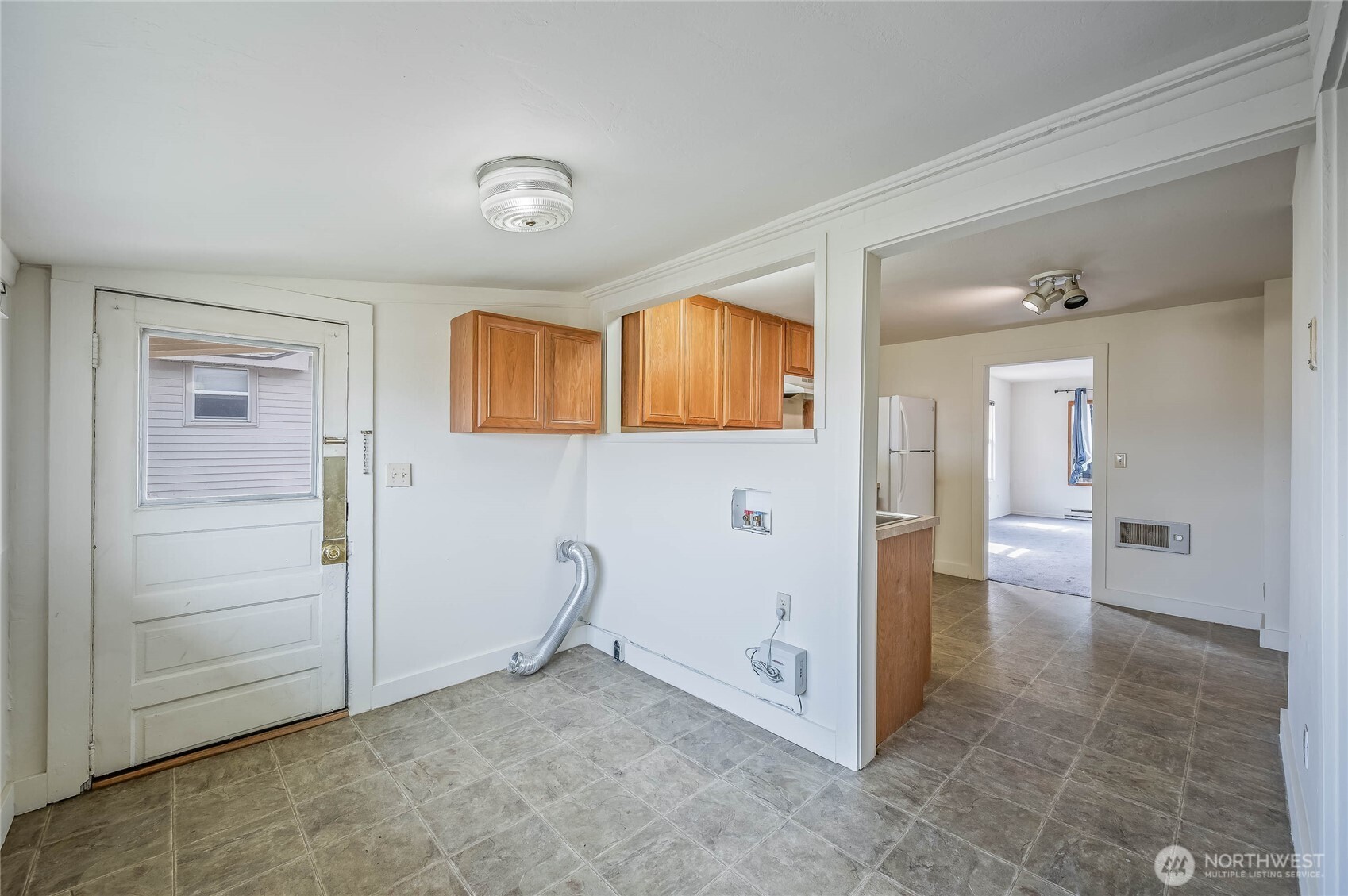 property viewer photo 12