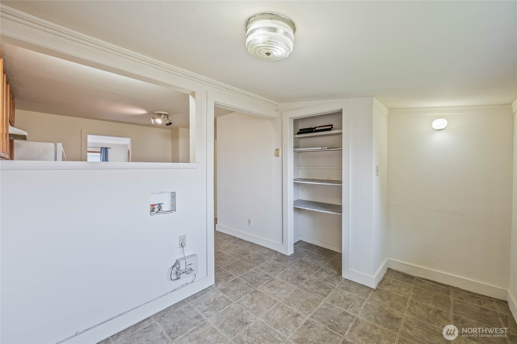 property viewer photo 13