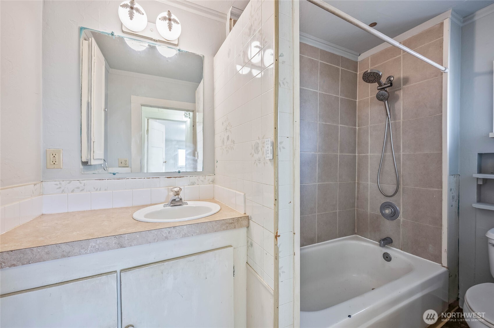 property viewer photo 17
