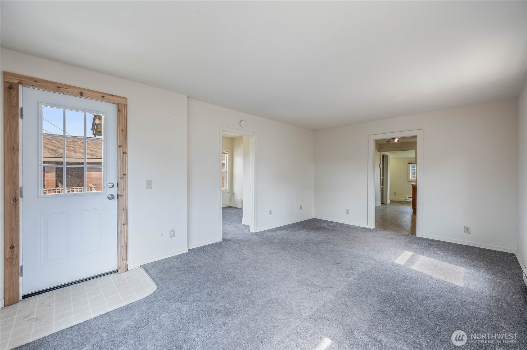 property viewer photo 7
