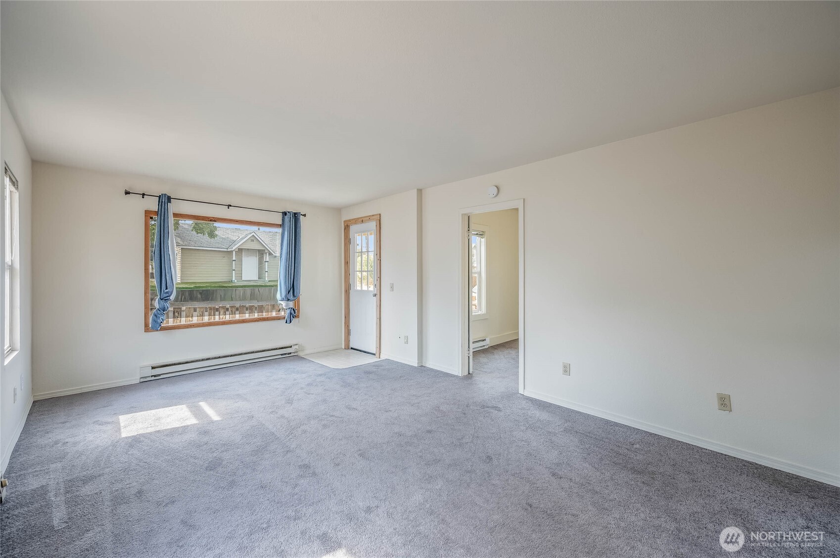 property viewer photo 9