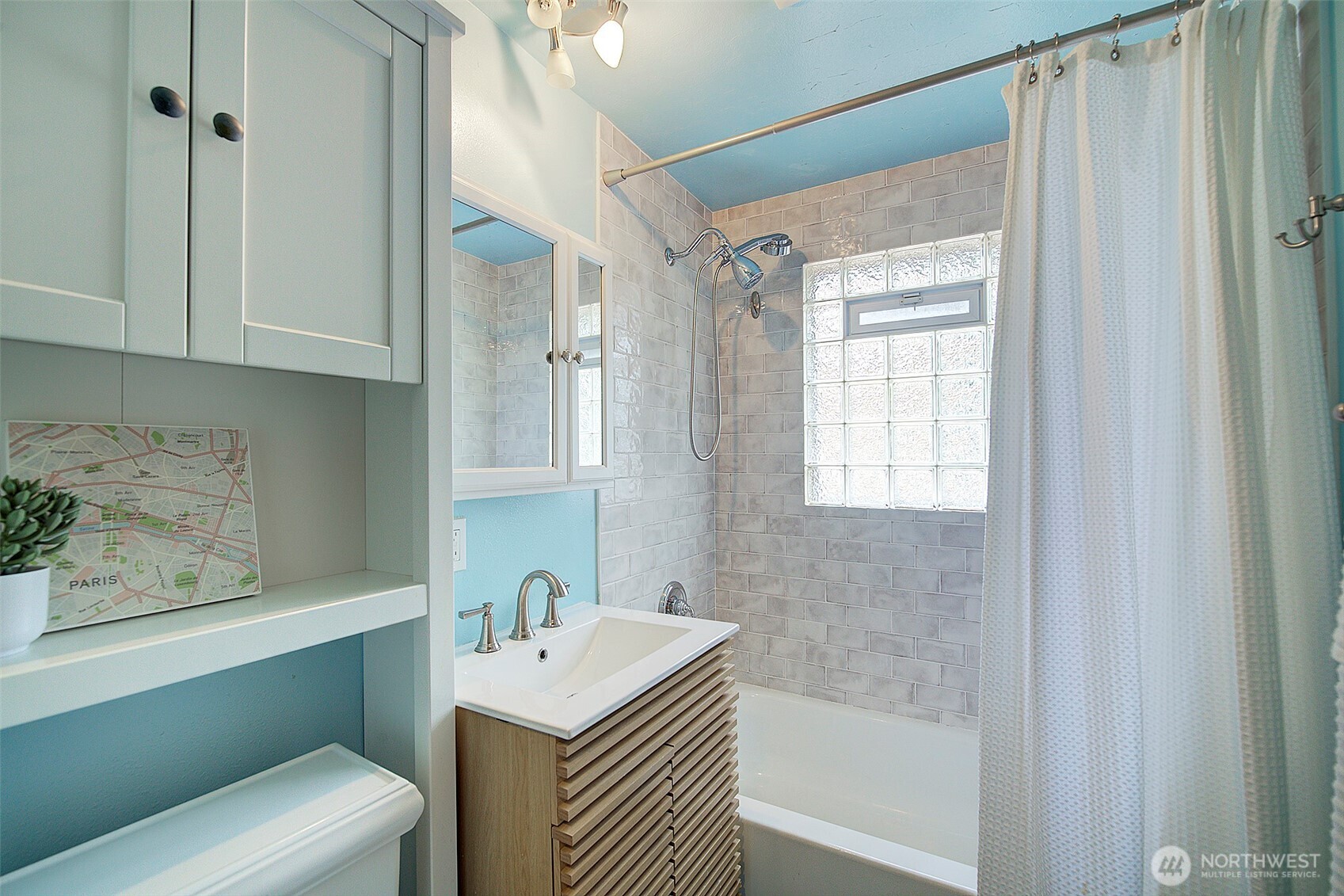 property viewer photo 12