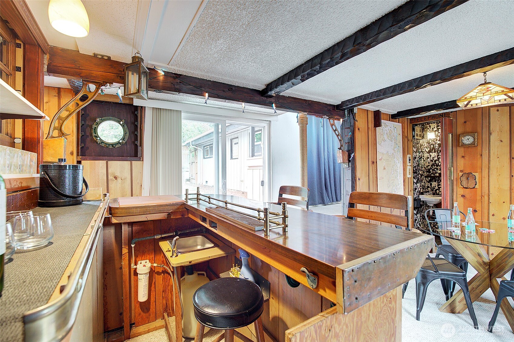 property viewer photo 18