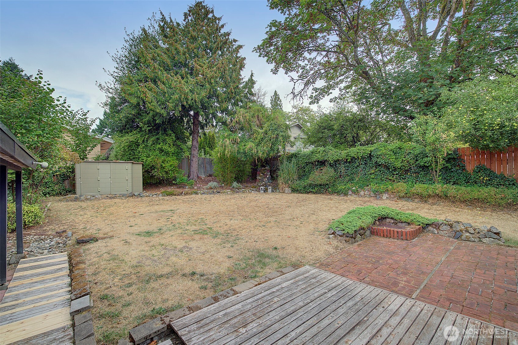 property viewer photo 24