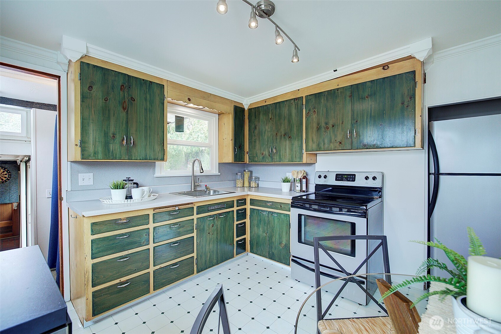 property viewer photo 8