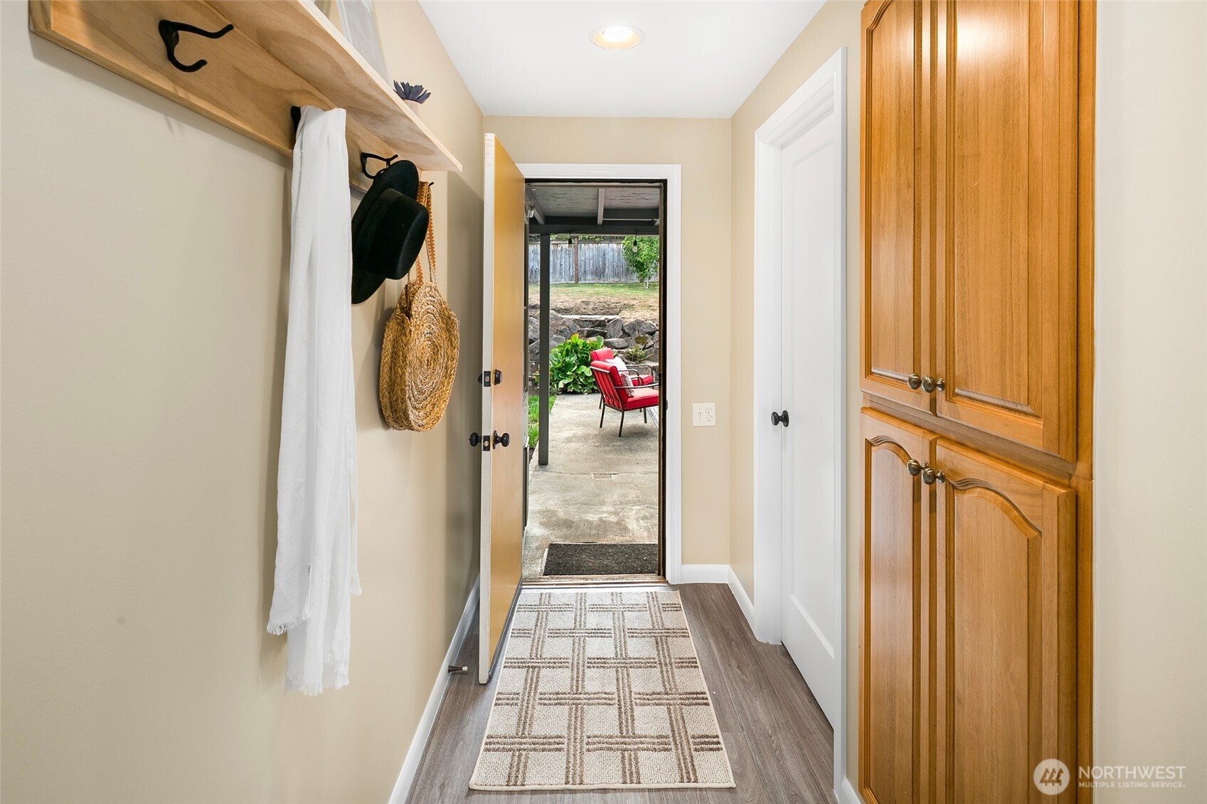 property viewer photo 17