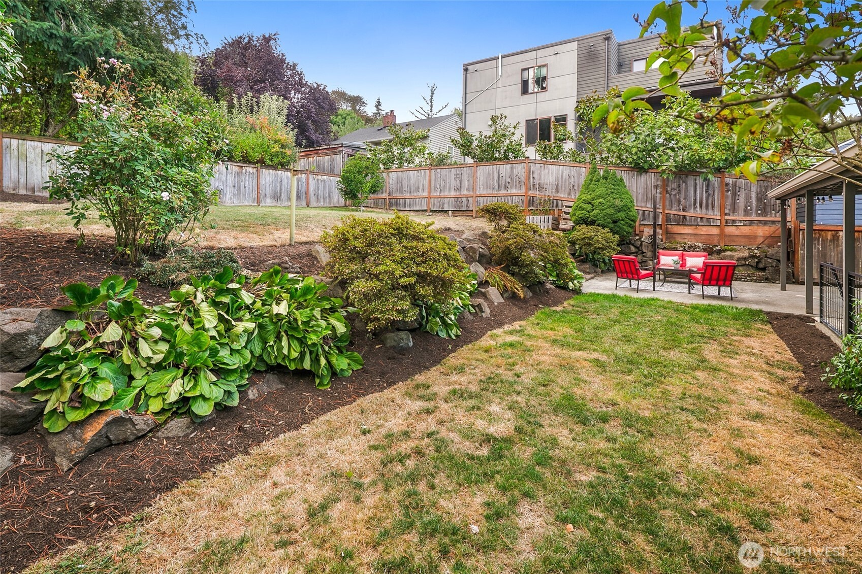 property viewer photo 22