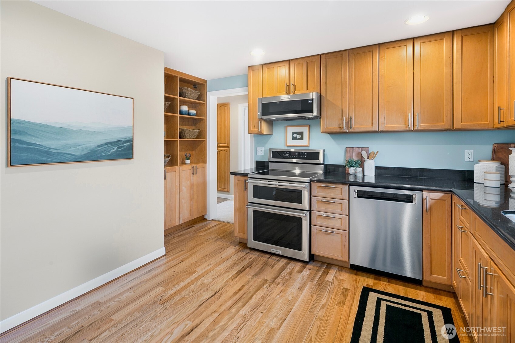property viewer photo 6