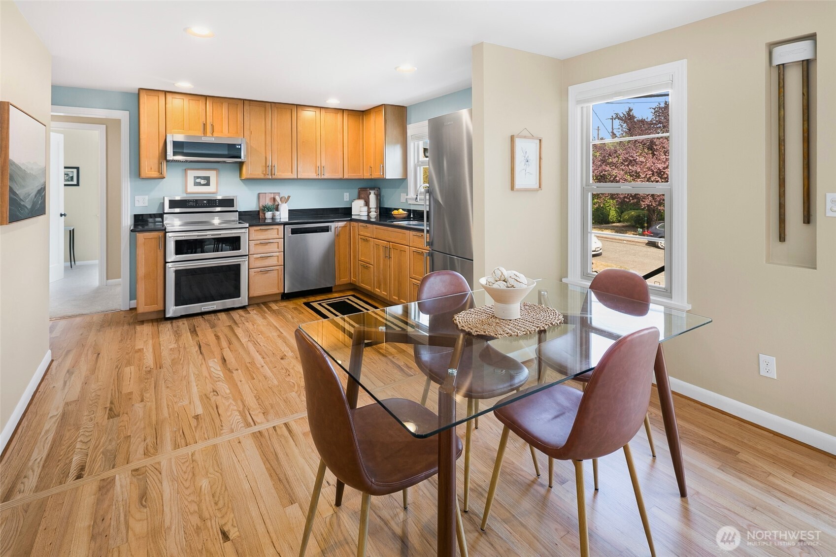 property viewer photo 8