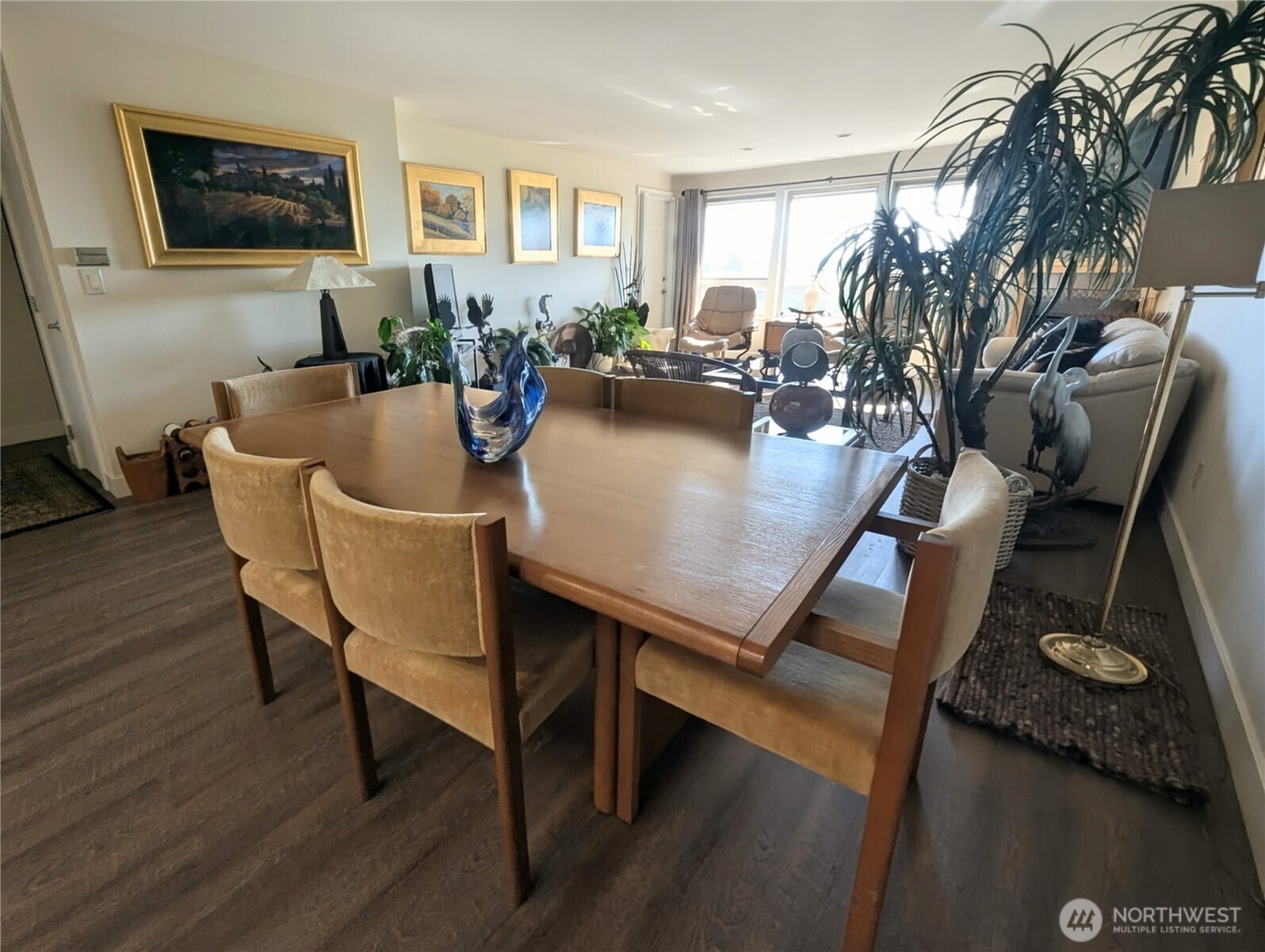 property viewer photo 15