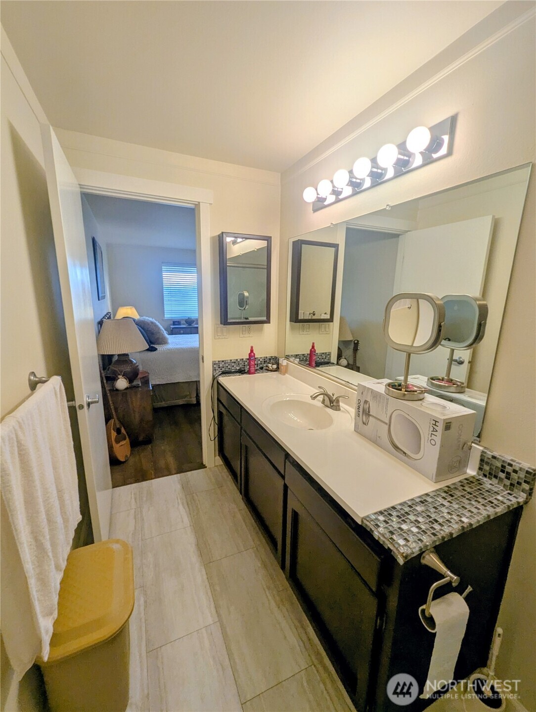 property viewer photo 20