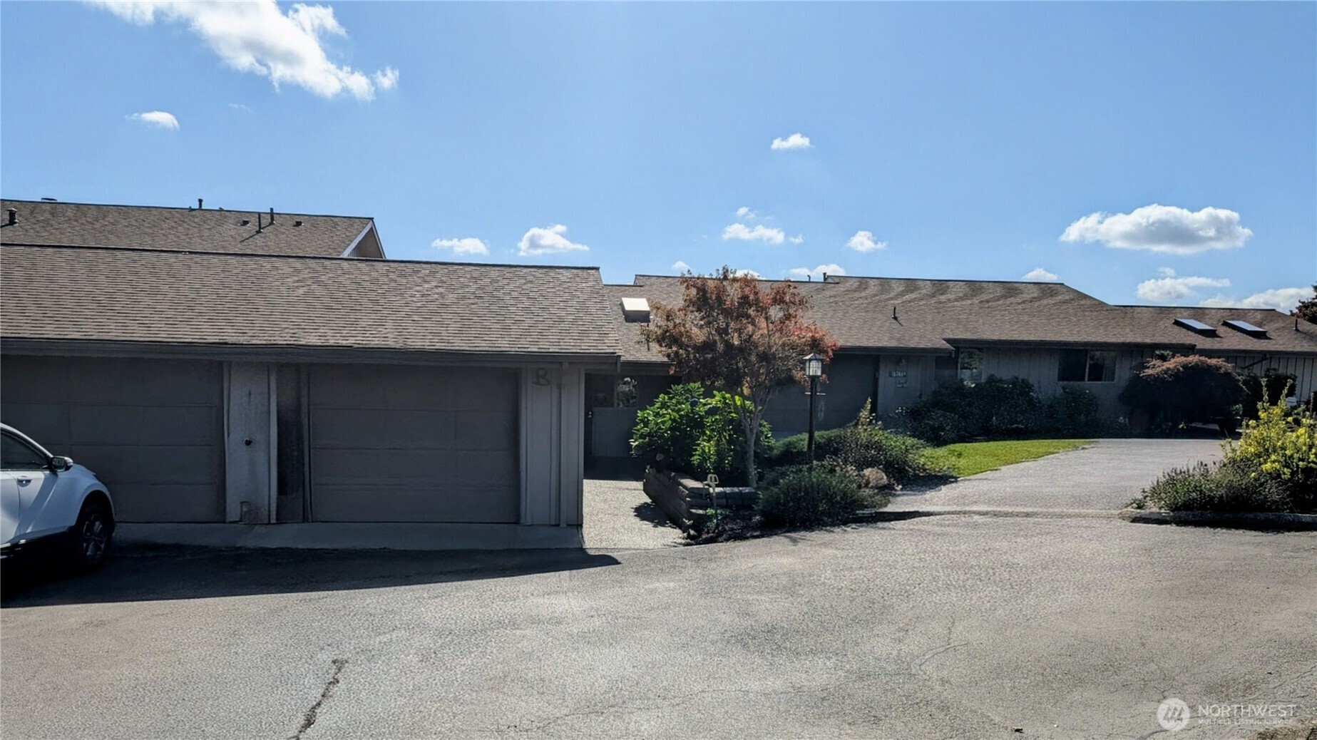 property viewer photo 30