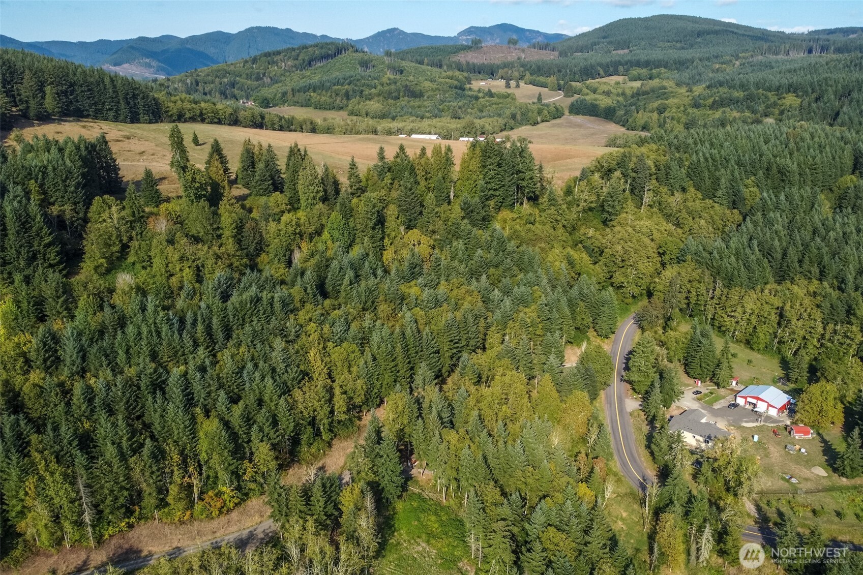 main property photo 14