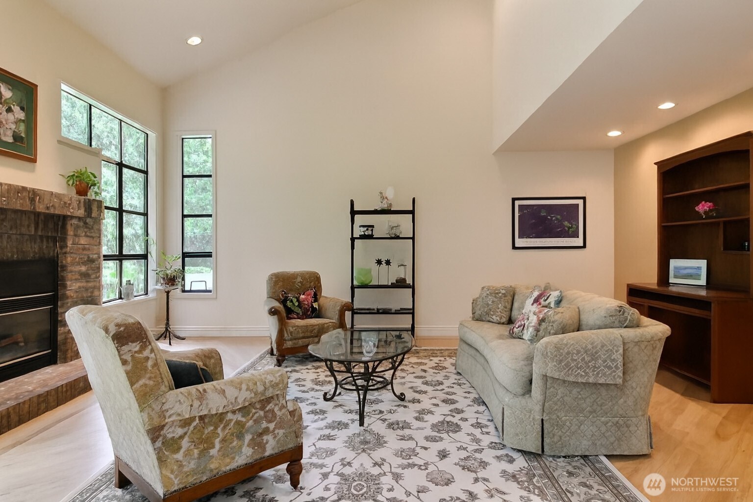 property viewer photo 12