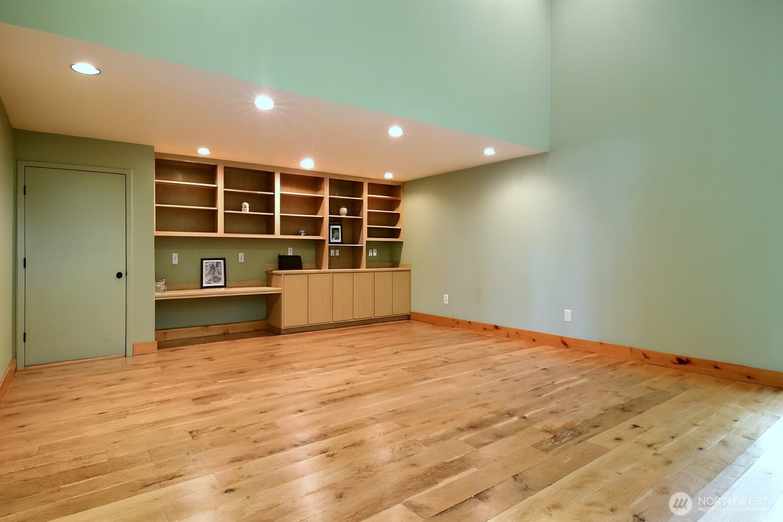 property viewer photo 14