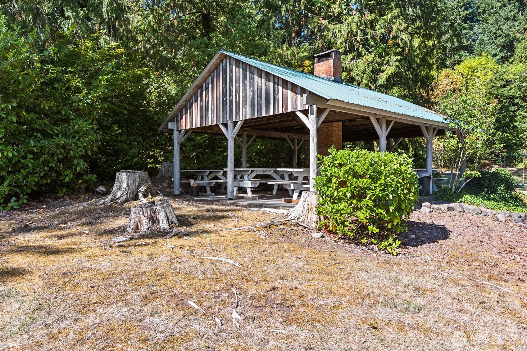property viewer photo 23