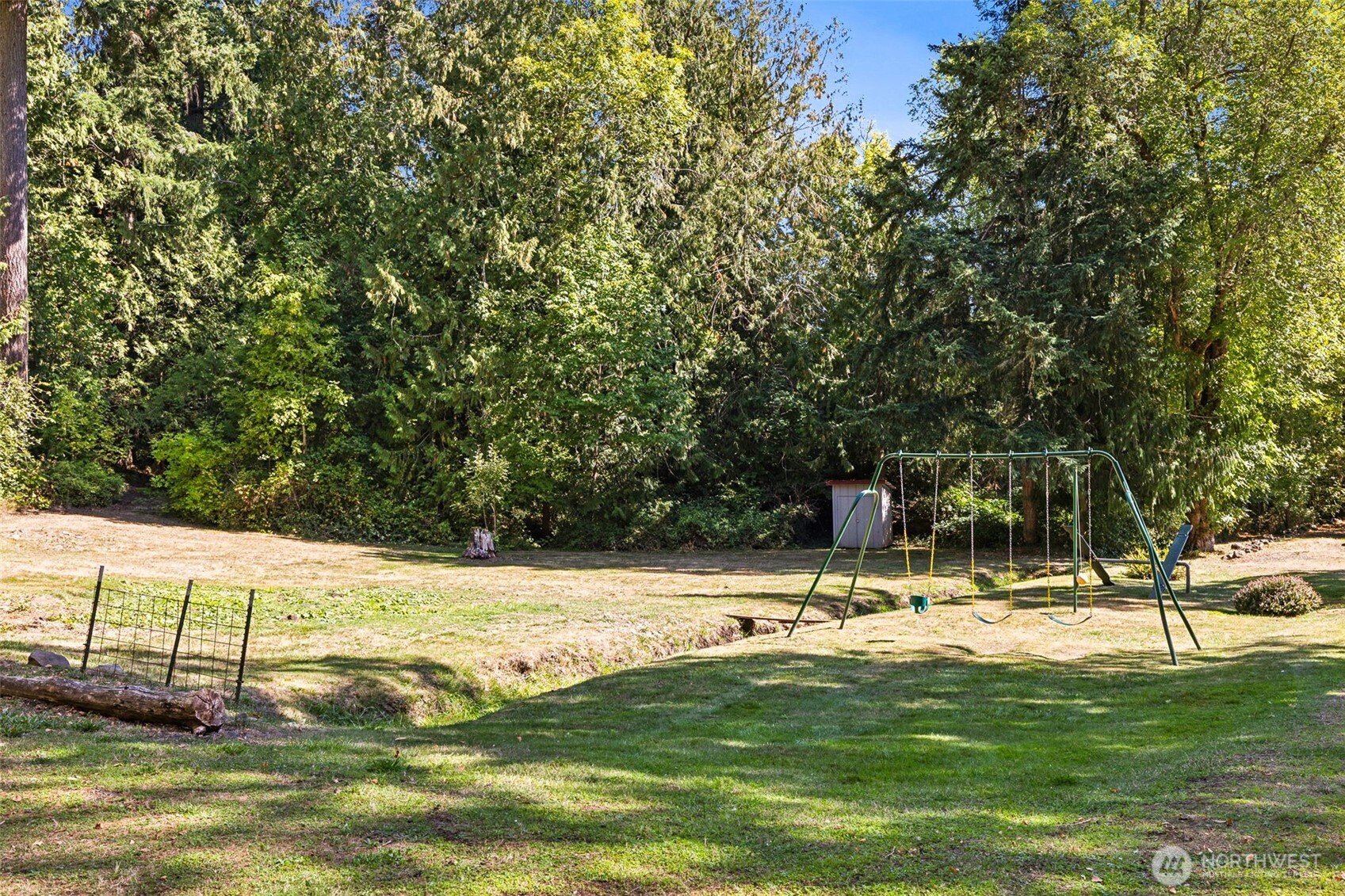 property viewer photo 24
