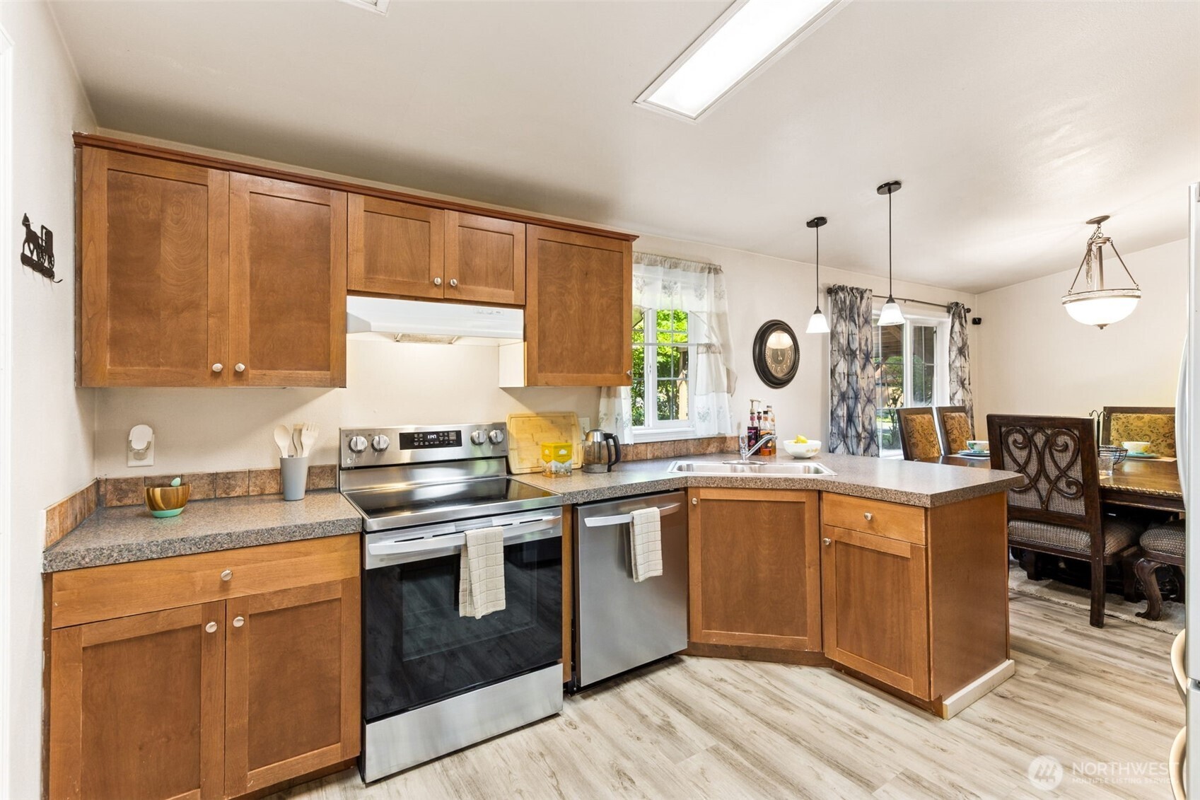 property viewer photo 8