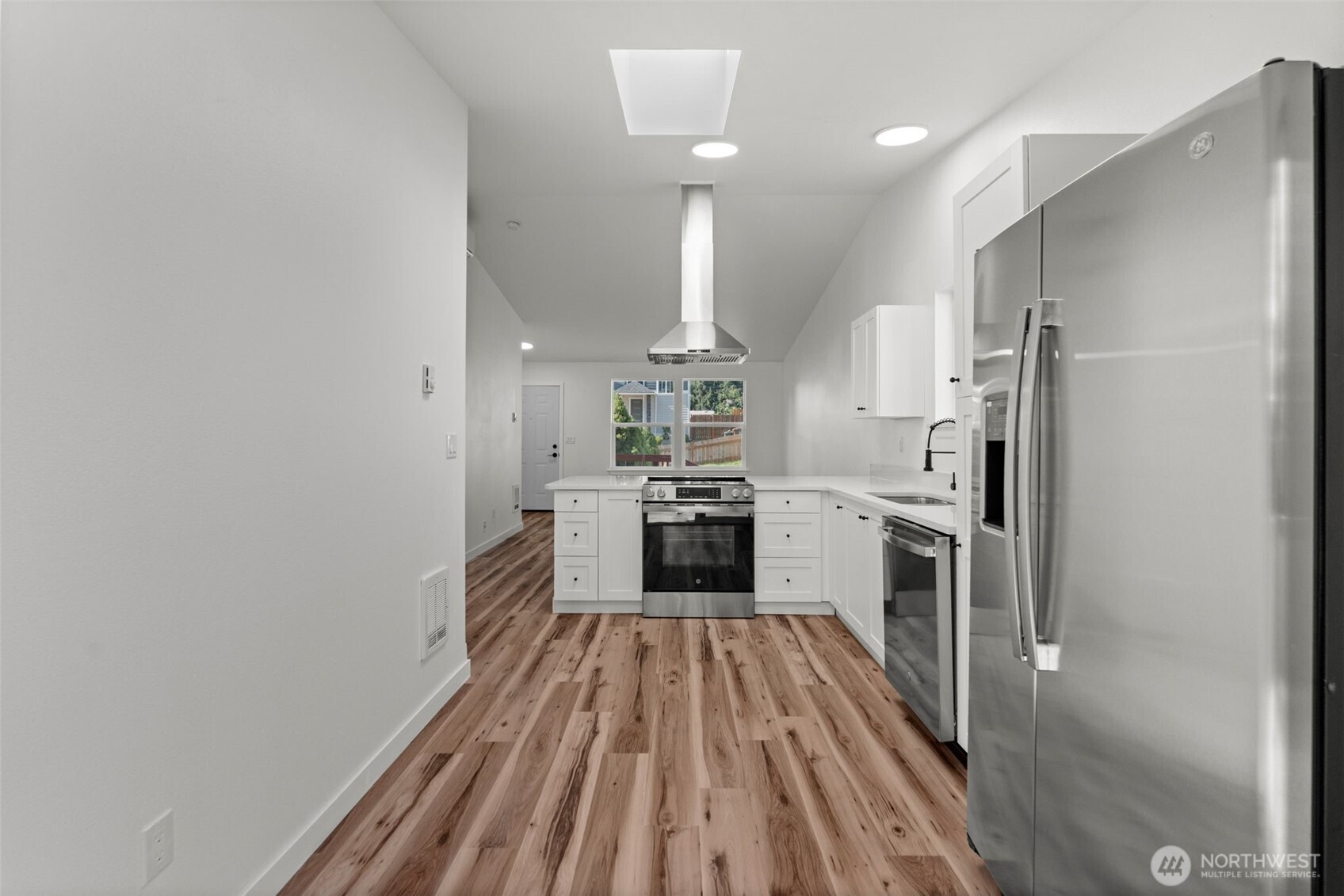 property viewer photo 13