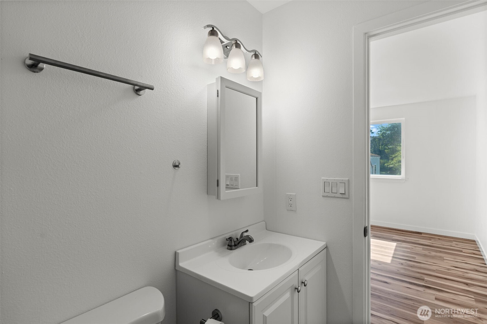 property viewer photo 19