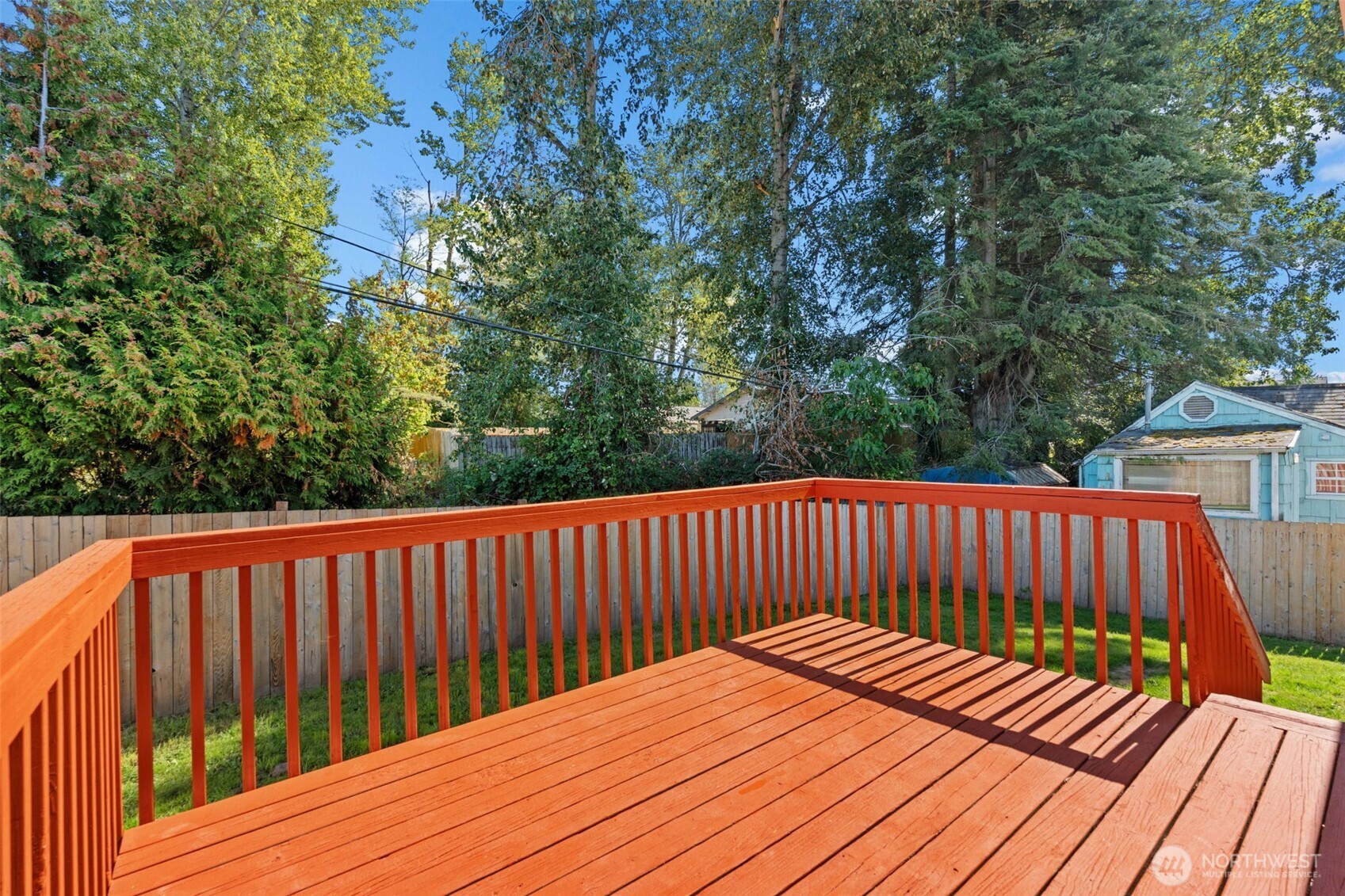 property viewer photo 3