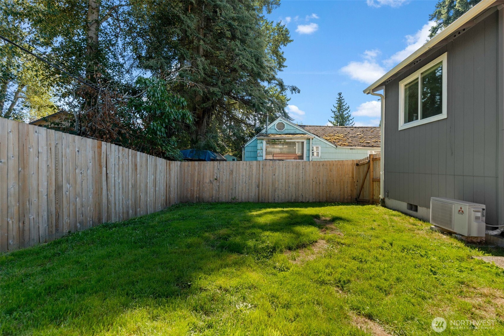 property viewer photo 32