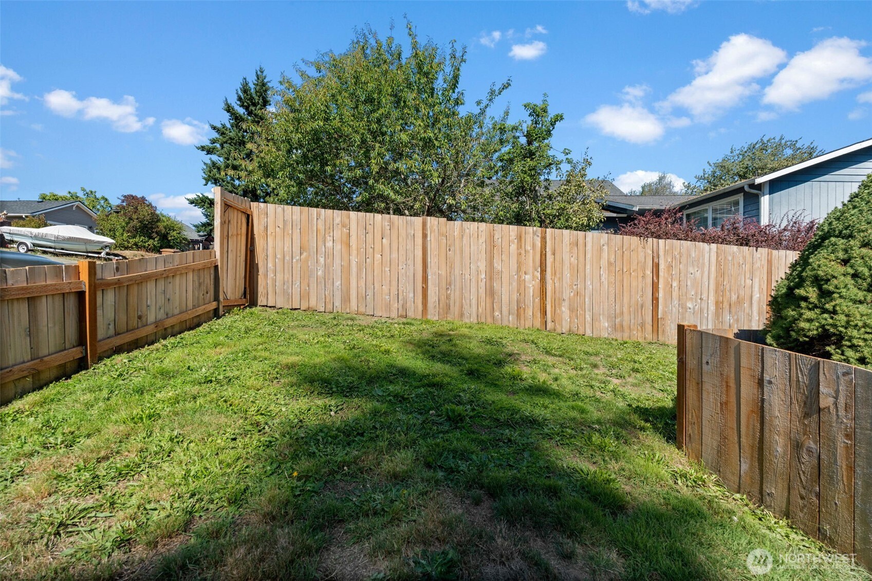 property viewer photo 35