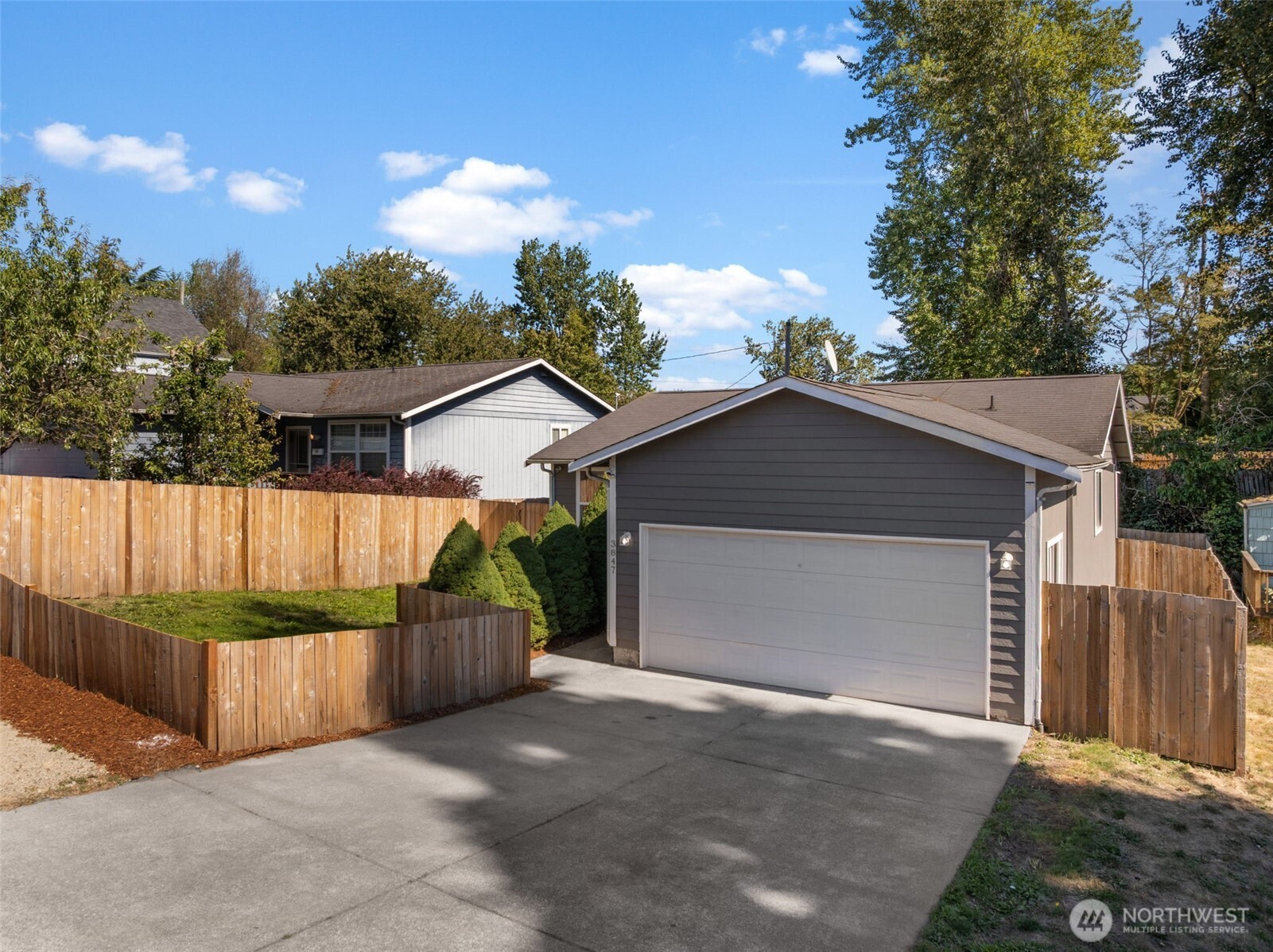 property viewer photo 37