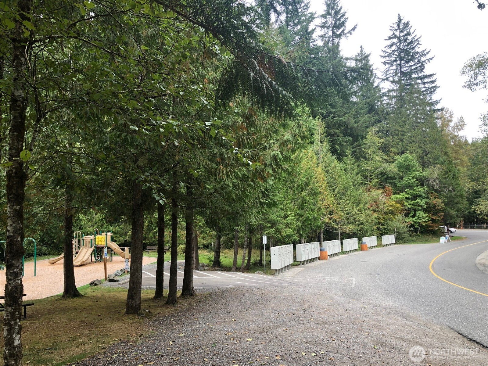 property viewer photo 3