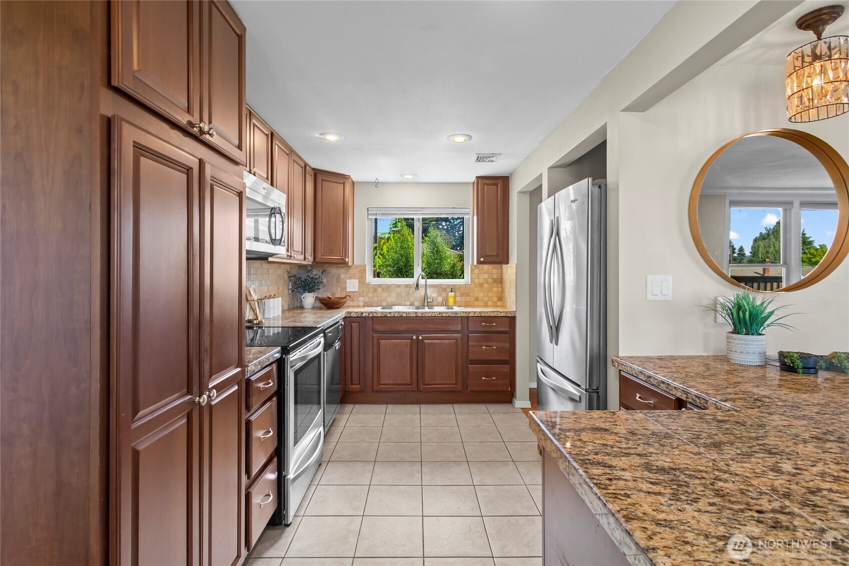 property viewer photo 8