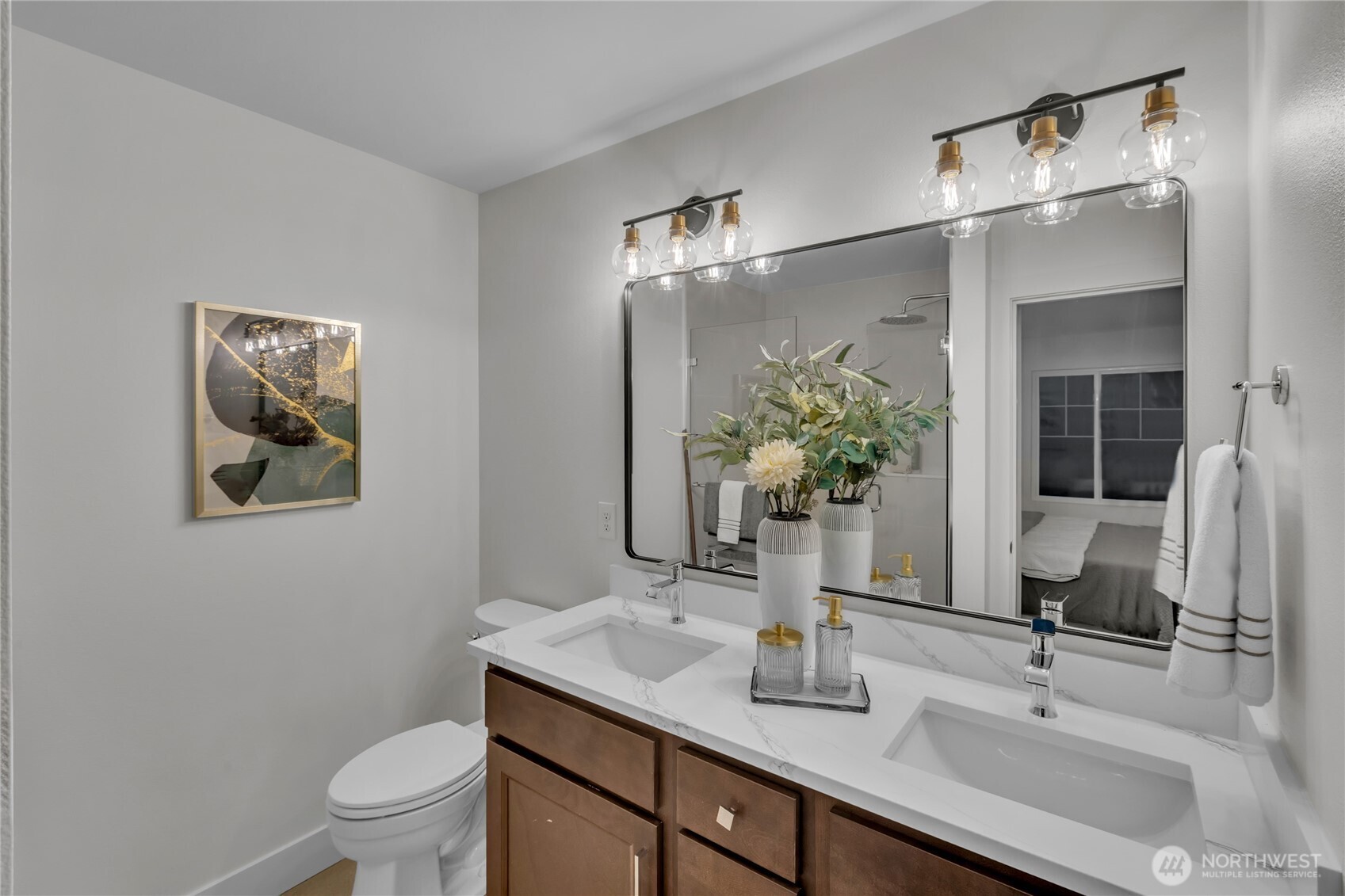 property viewer photo 15