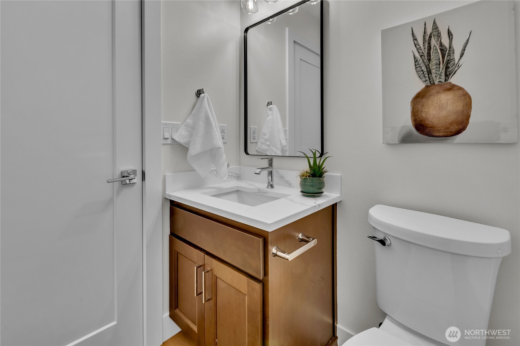 property viewer photo 24