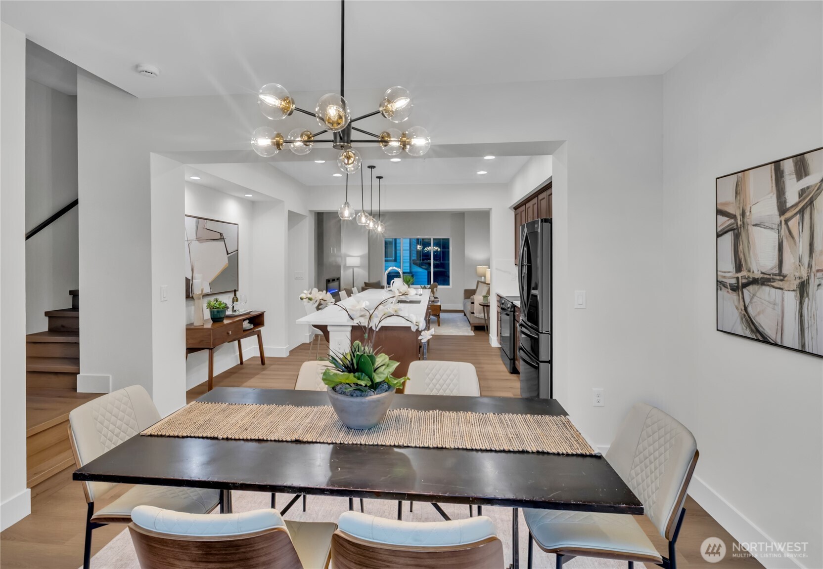 property viewer photo 6