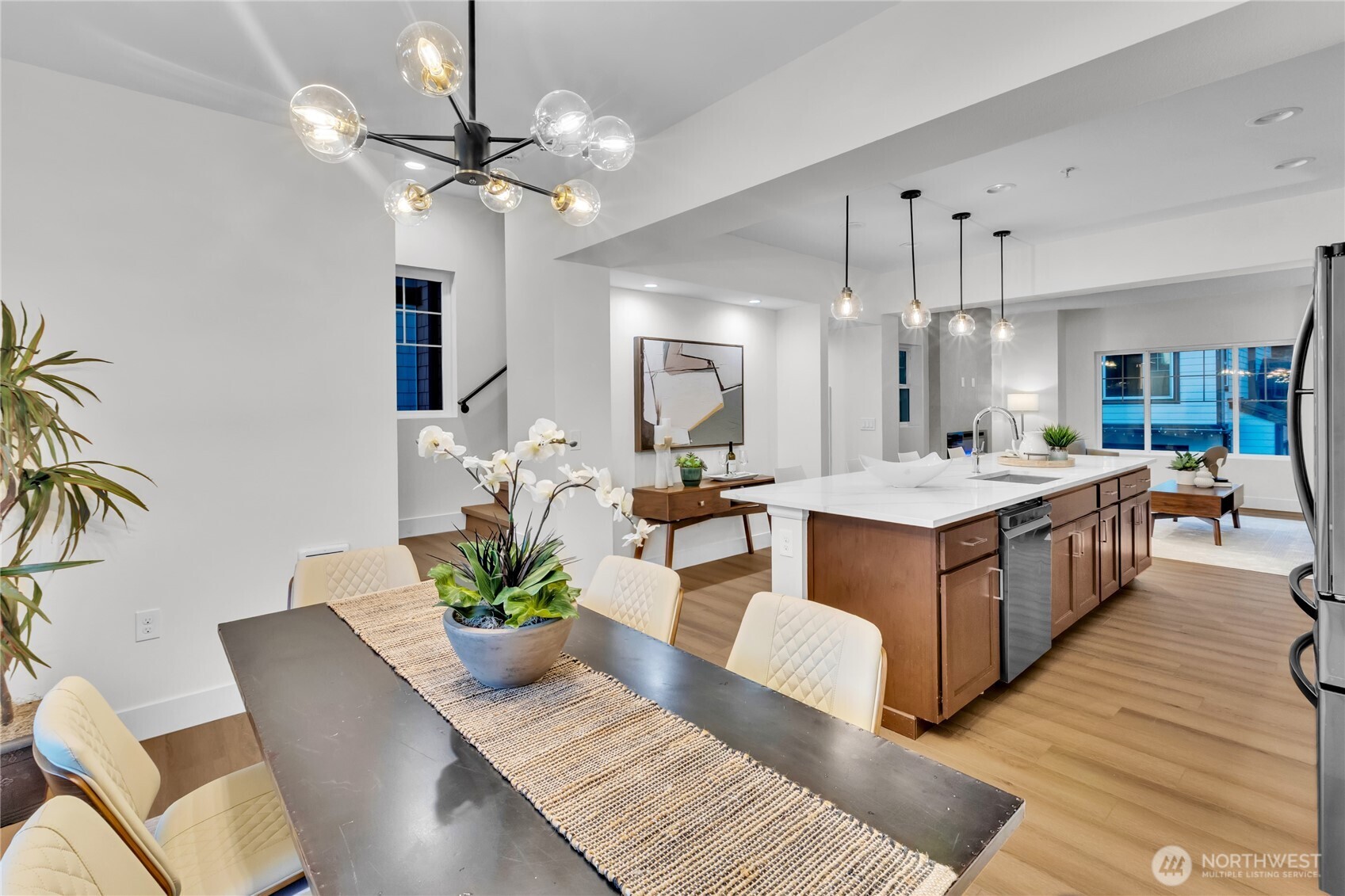 property viewer photo 7