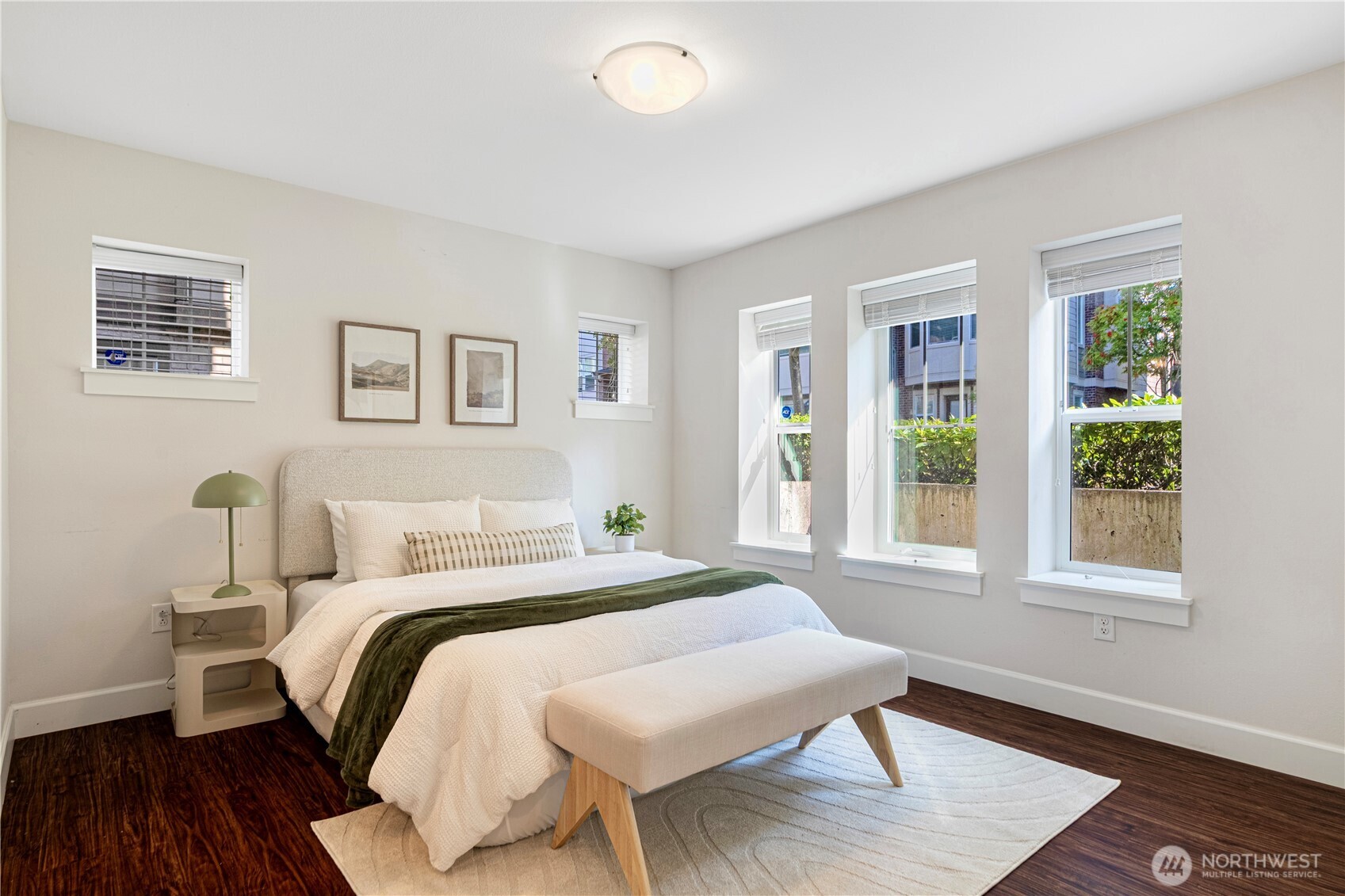 property viewer photo 29