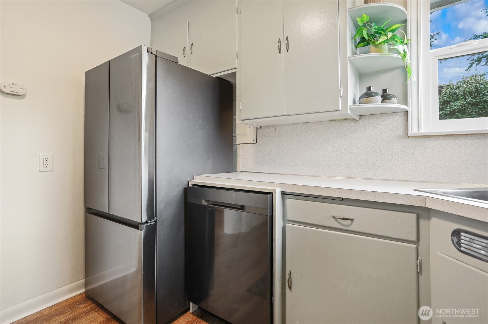 property viewer photo 14