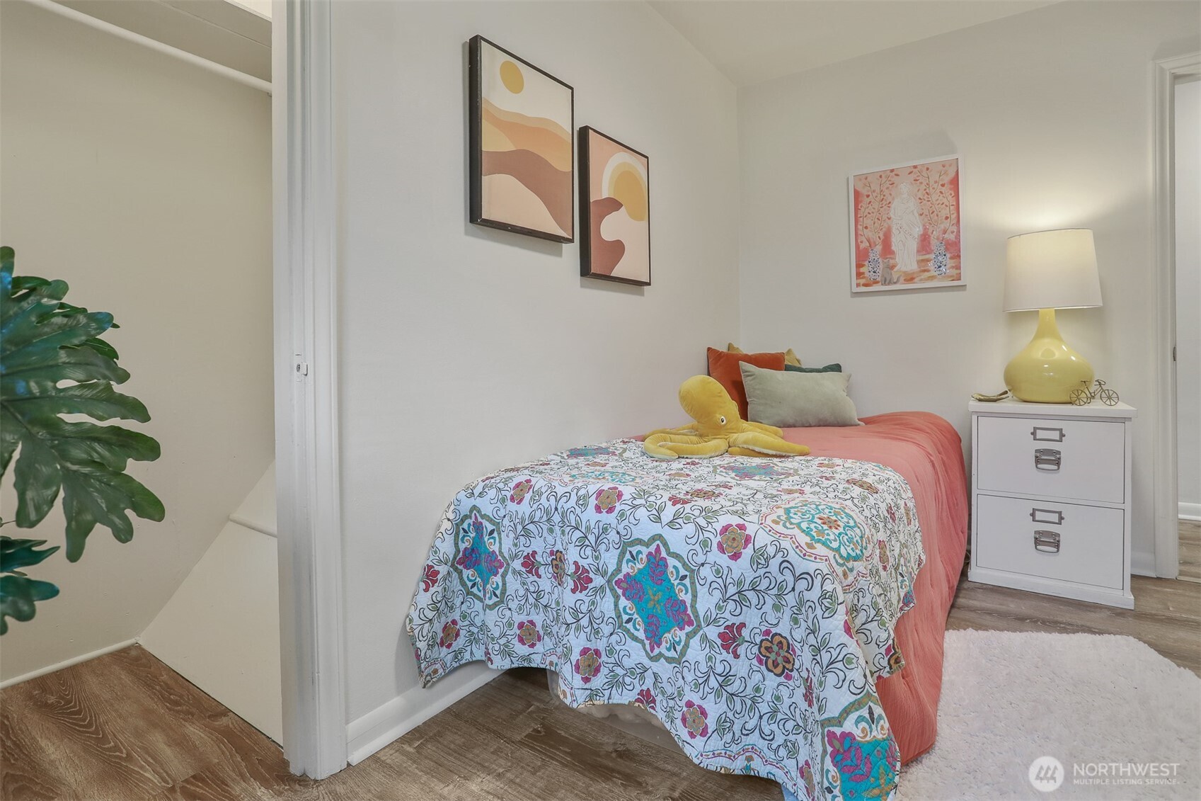 property viewer photo 17