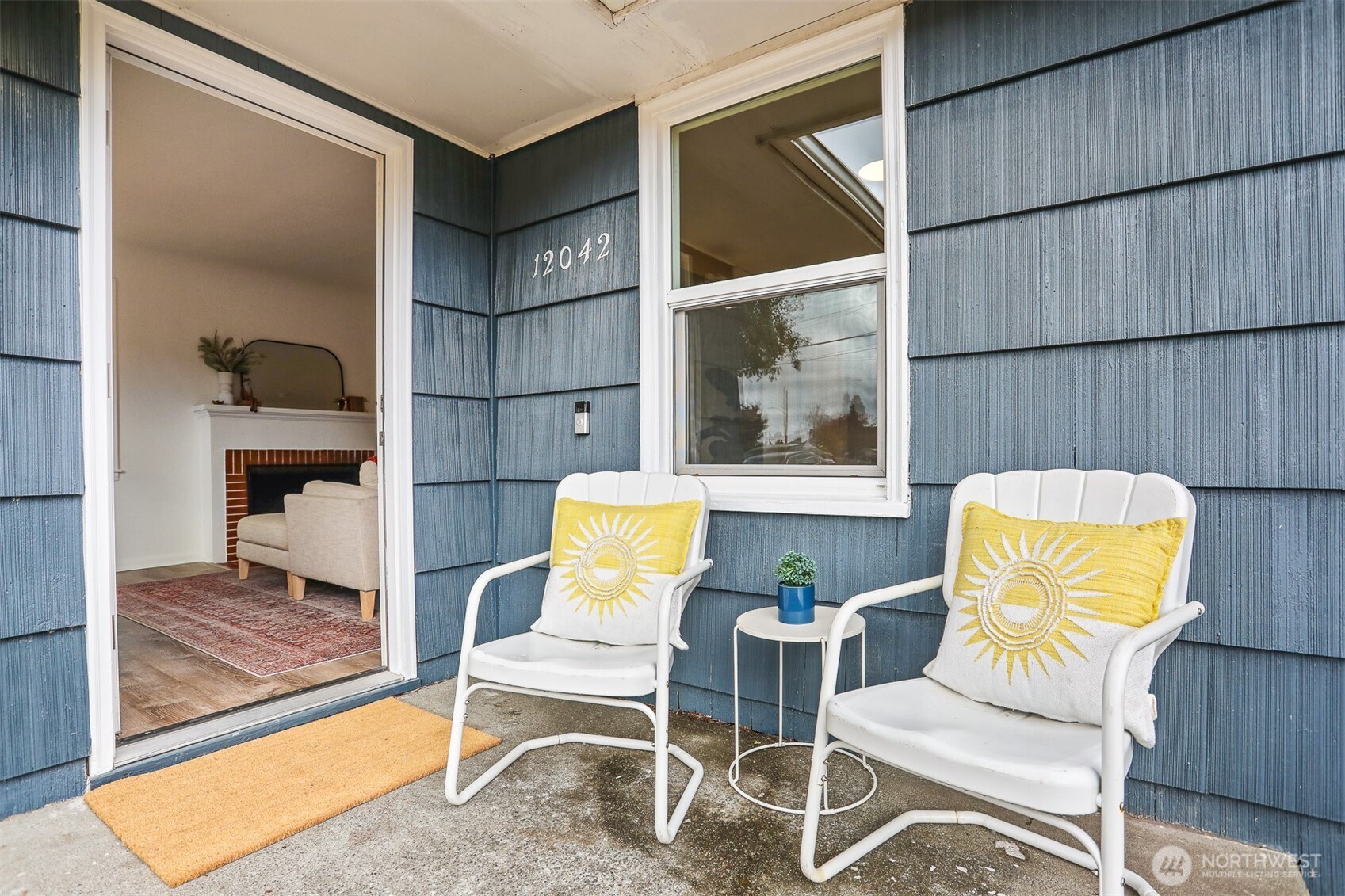 property viewer photo 2