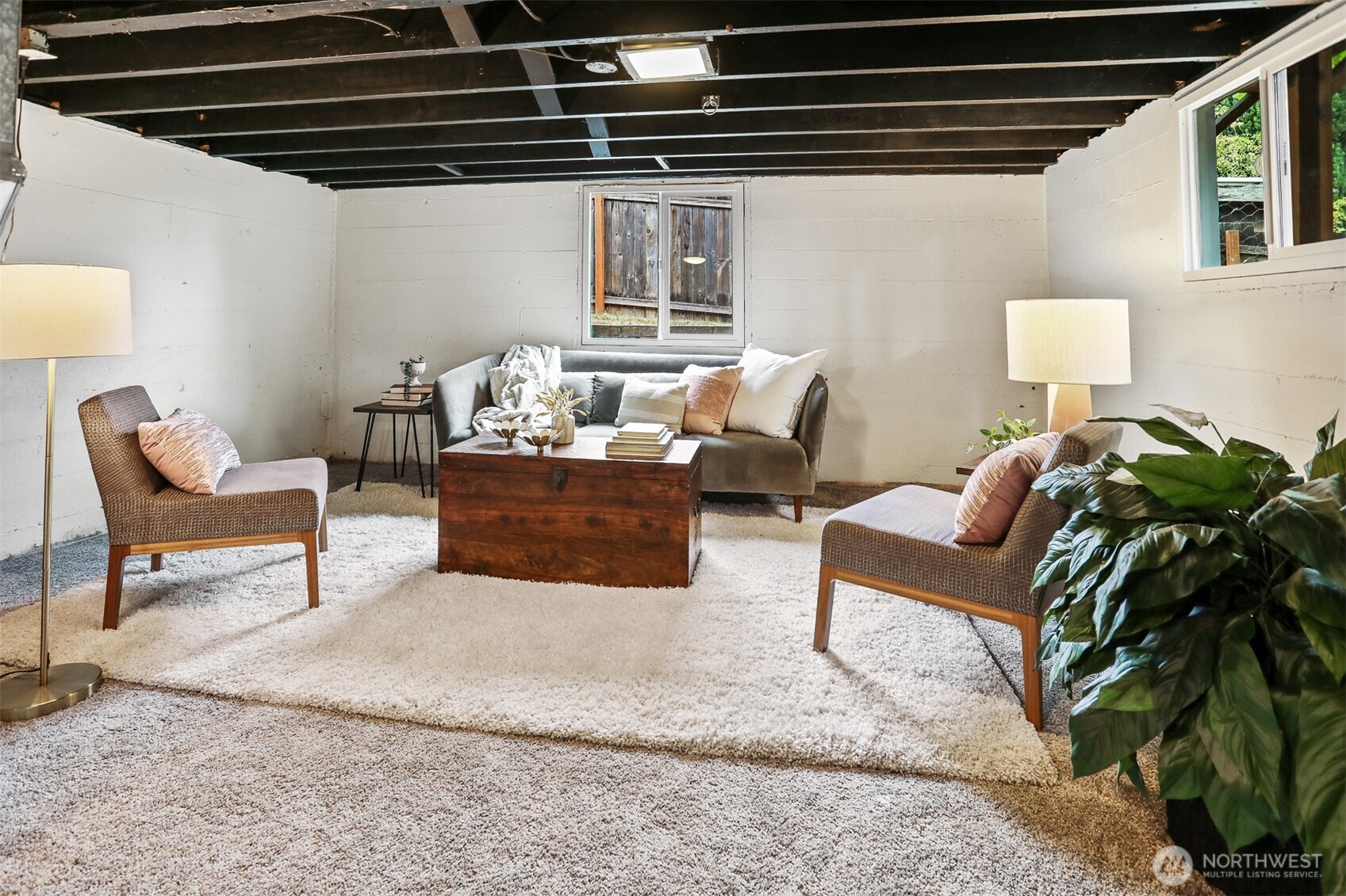 property viewer photo 26