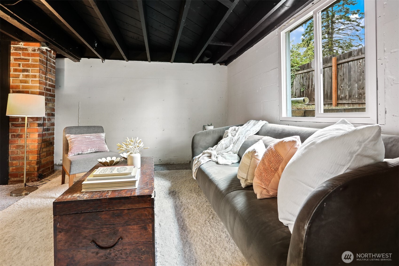 property viewer photo 28