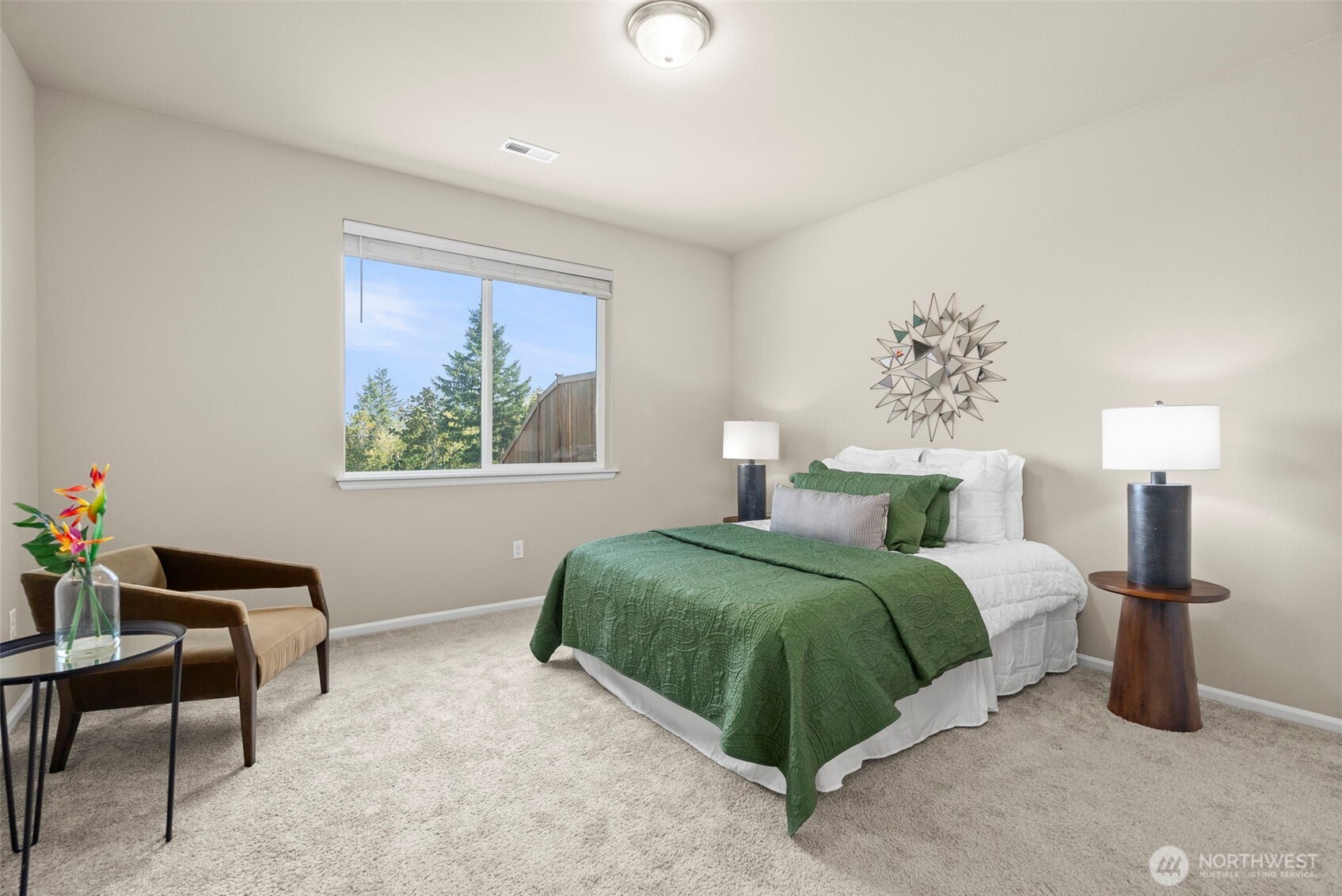 property viewer photo 12
