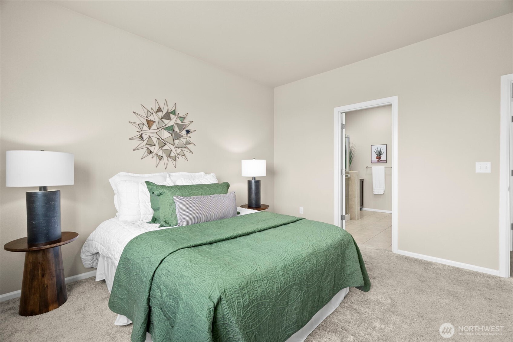 property viewer photo 13