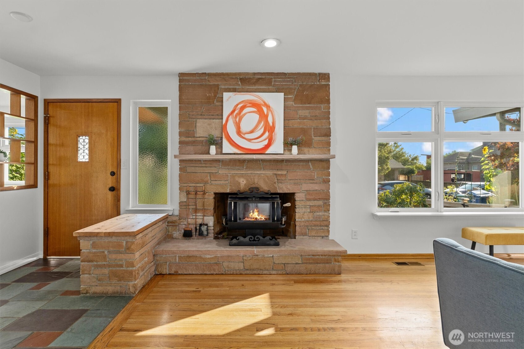 property viewer photo 2
