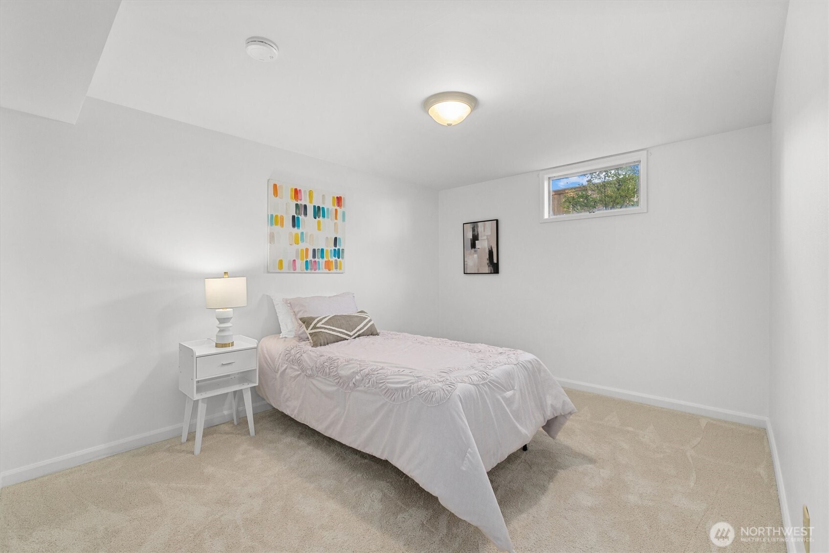 property viewer photo 20