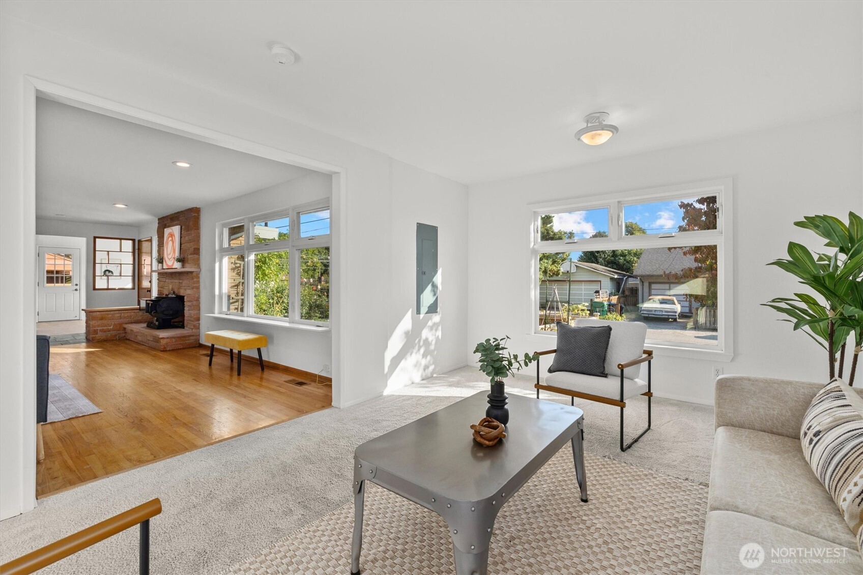 property viewer photo 7