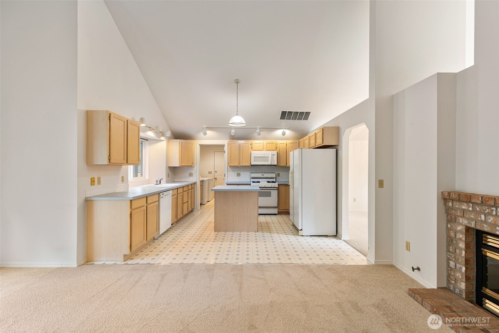 property viewer photo 11