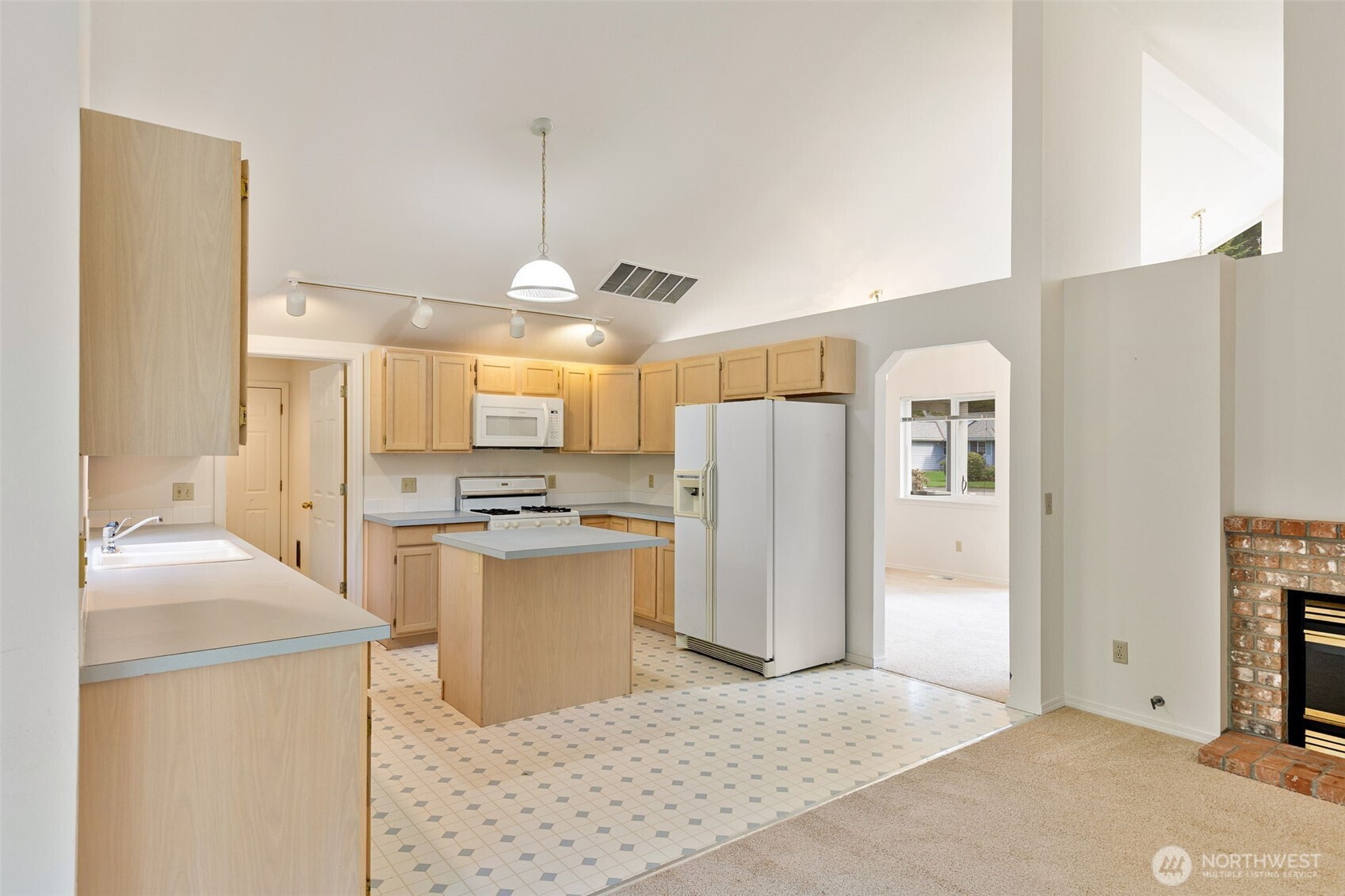 property viewer photo 13