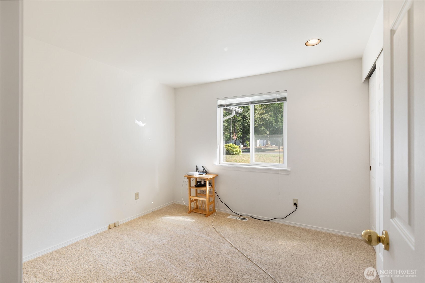 property viewer photo 26