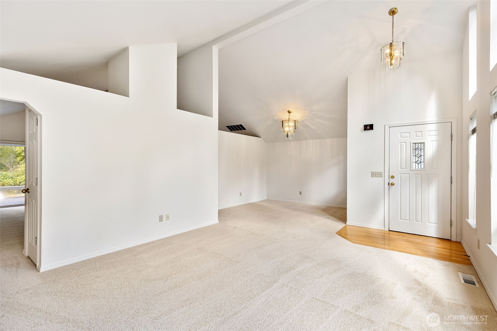 property viewer photo 8