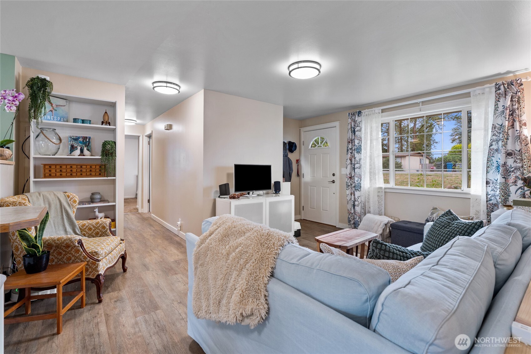 property viewer photo 3